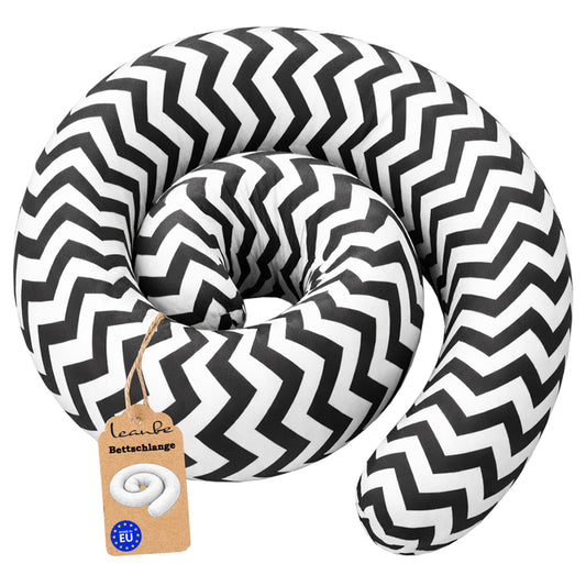 LEANBE Bettschlange Stillkissen – Vielseitiges Seitenschläferkissen - 150 cm - Weiss/Schwarz Chevron